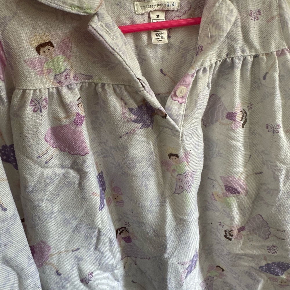 Pottery barm nightgown